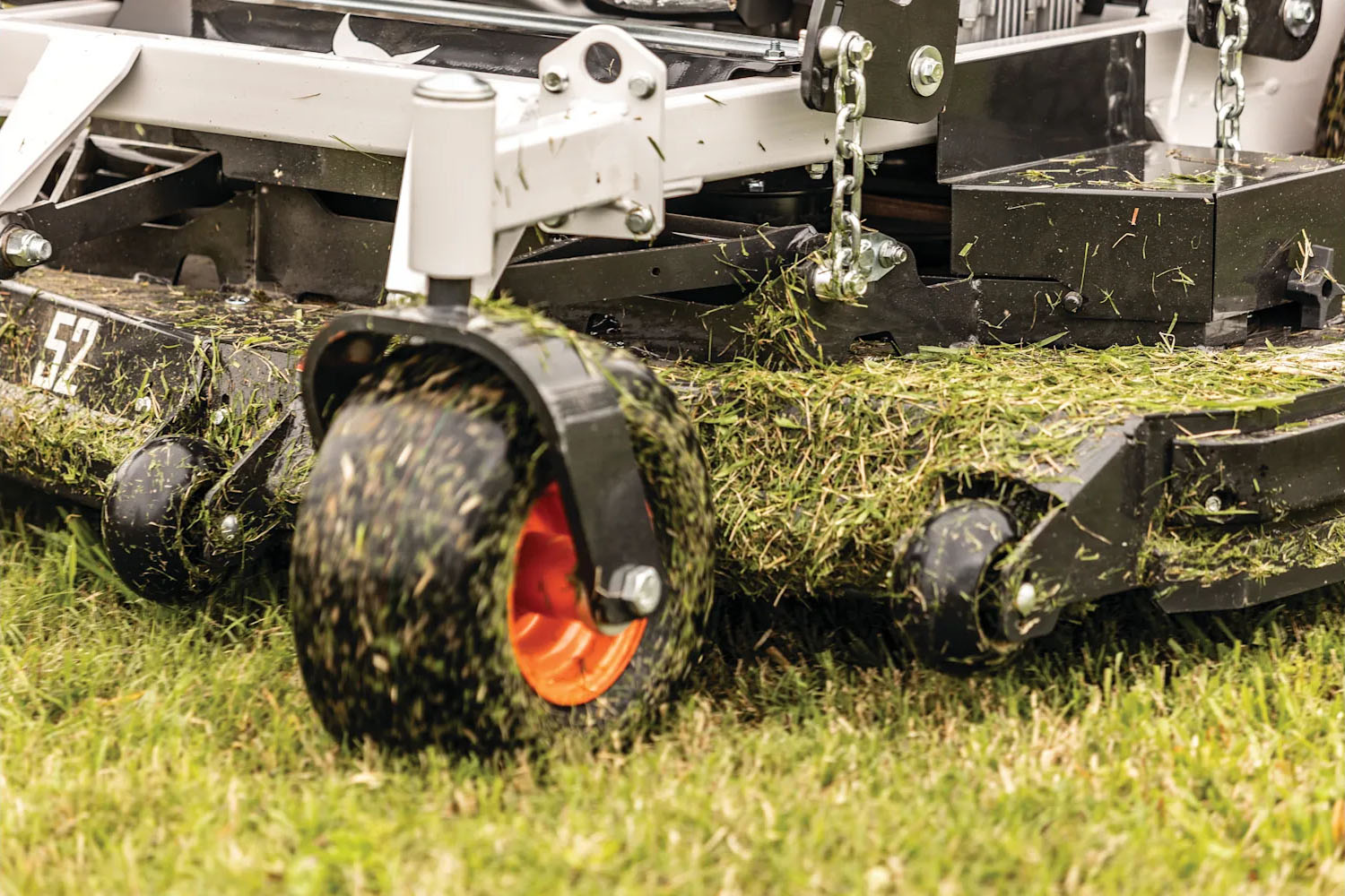 New 2026 Bobcat ZS4000 48 in. Kawasaki FX651V 20.5 hp White Lawn
