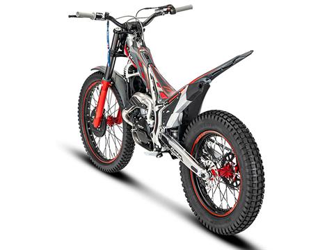 2024 Beta EVO 300 SS in West Bridgewater, Massachusetts - Photo 2