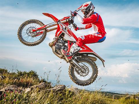 2025 Beta 300 RR X-Pro in West Bridgewater, Massachusetts - Photo 16