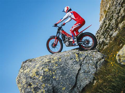 2025 Beta EVO 300 4-Stroke in West Bridgewater, Massachusetts - Photo 3