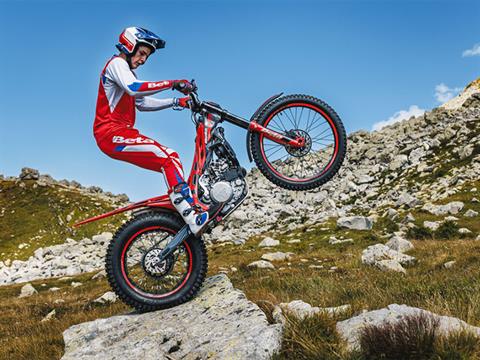 2025 Beta EVO 300 4-Stroke in West Bridgewater, Massachusetts - Photo 7