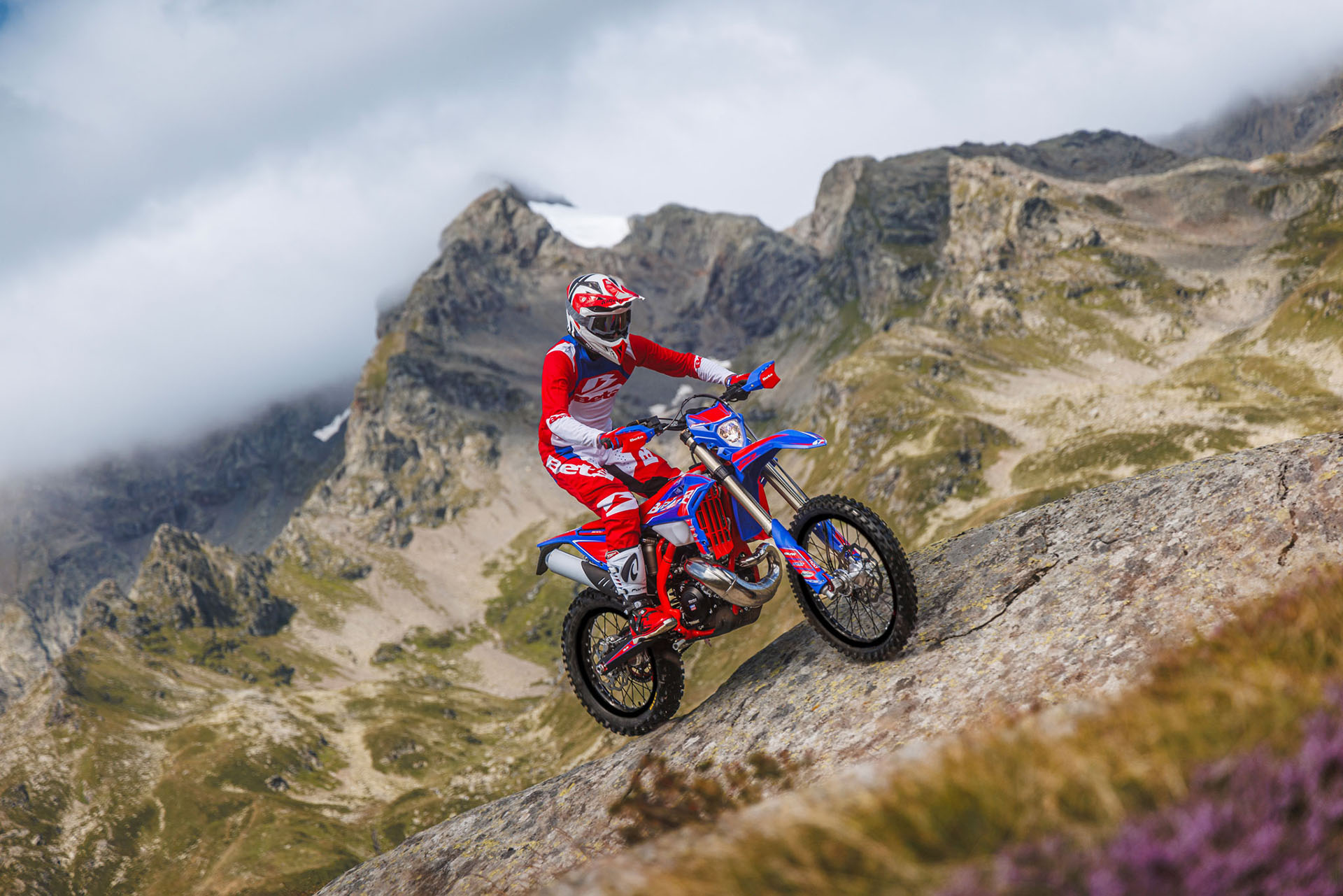 2026 Beta 300 RR Race in Surprise, Arizona - Photo 6