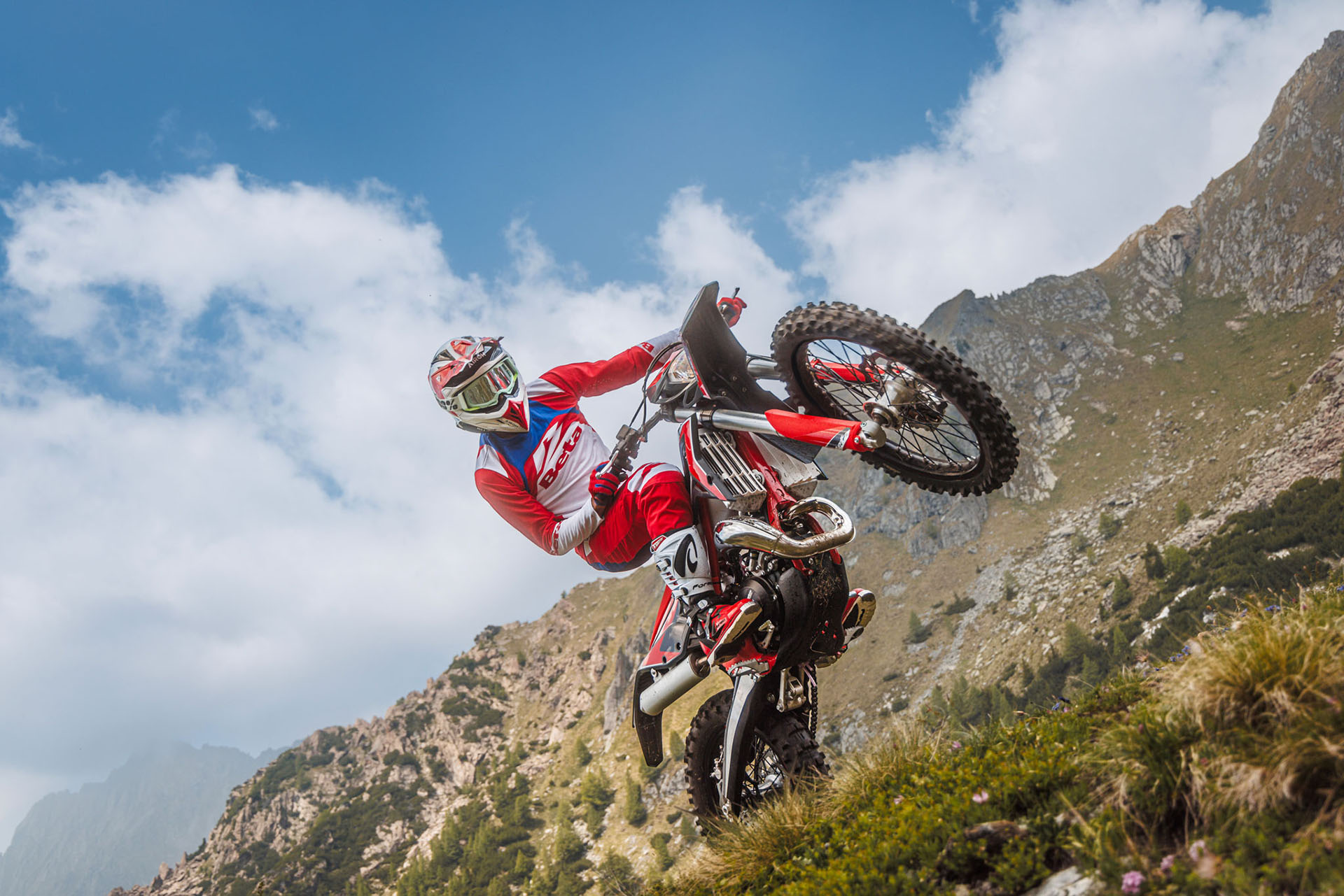 2026 Beta 300 Xtrainer Lowboy in Murrieta, California - Photo 16