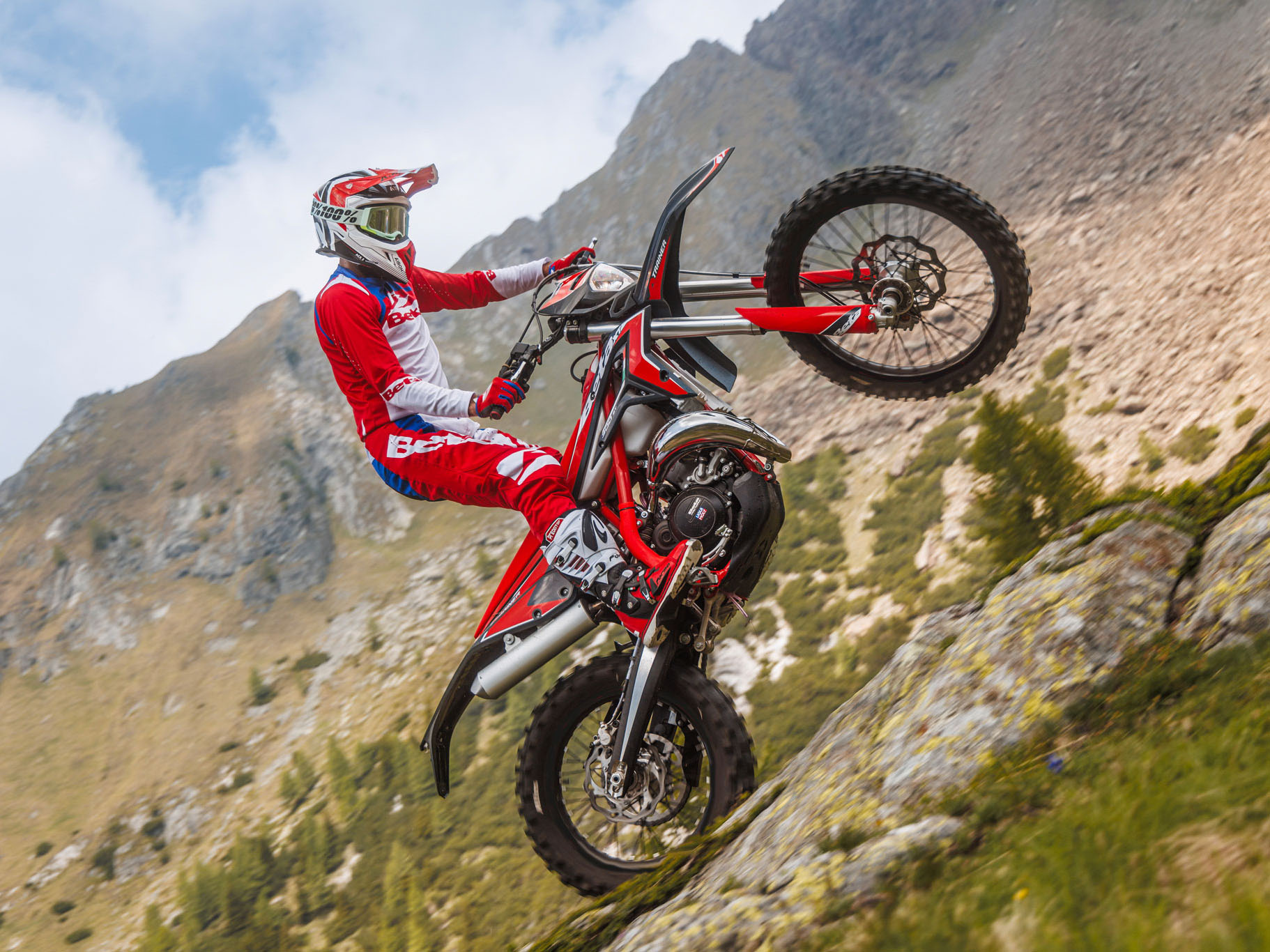 2026 Beta 300 Xtrainer Low Boy in West Bridgewater, Massachusetts - Photo 12