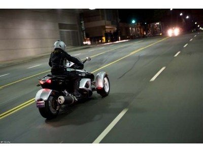 2009 Can-Am Spyder™ GS Roadster with SM5 Transmission (manual) in The Dalles, Oregon - Photo 16
