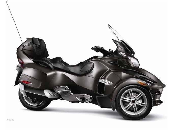 2011 Can-Am™ Spyder® RT Audio & Convenience SE5 1