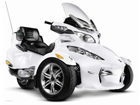 2011 Can-Am Spyder RT Limited — photo 1 of 5