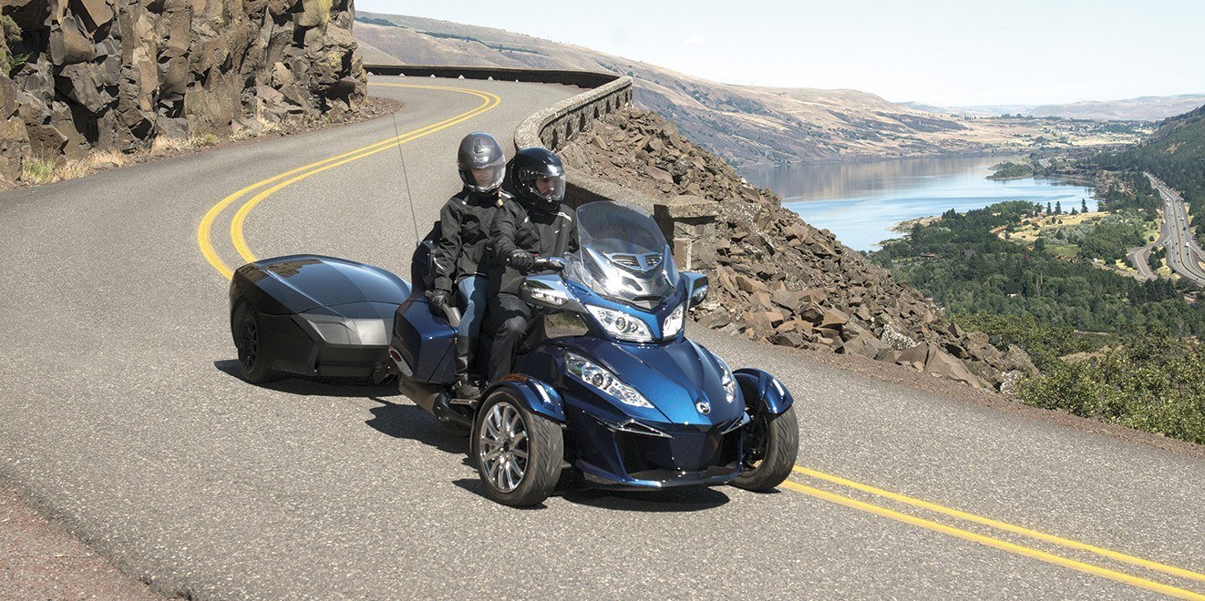 2016 Can-Am Spyder RT-S SE6 in Columbia, Missouri - Photo 2