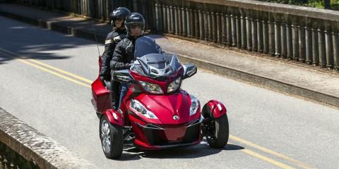 2016 Can-Am Spyder RT-S SE6 in Columbia, Missouri - Photo 5