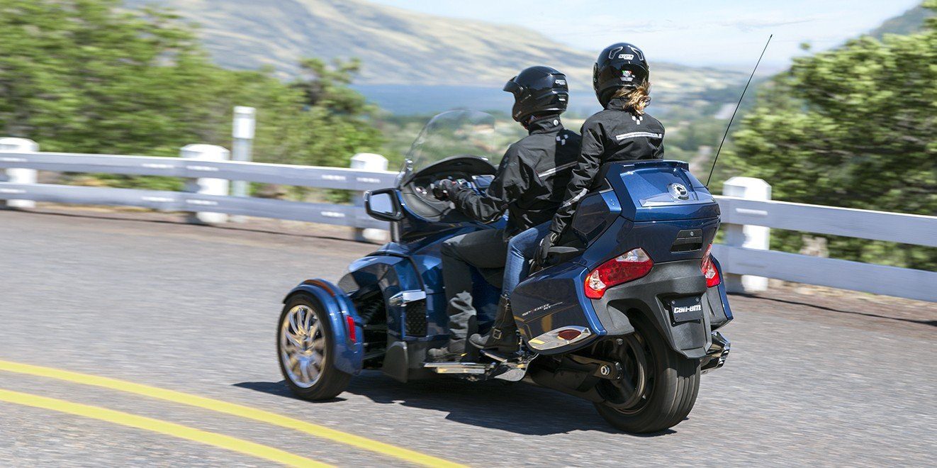 2016 Can-Am™ Spyder RT Limited 5