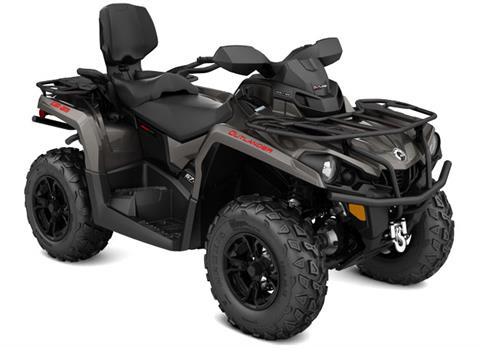 2018 Can-Am Outlander MAX XT 570 in Yankton, South Dakota