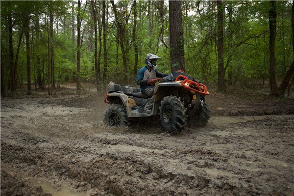 2019 Can-Am™ Outlander X mr 1000R 11