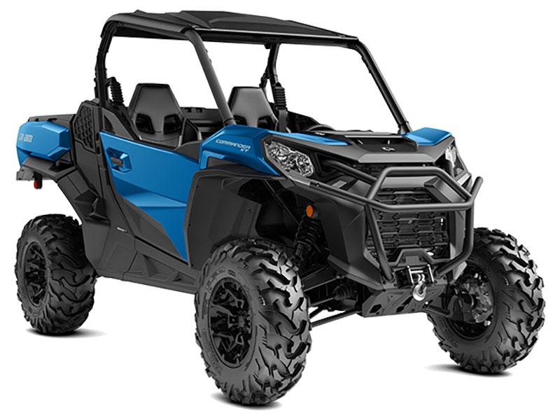 2023 Can-Am Commander XT 700 in Columbia, Missouri