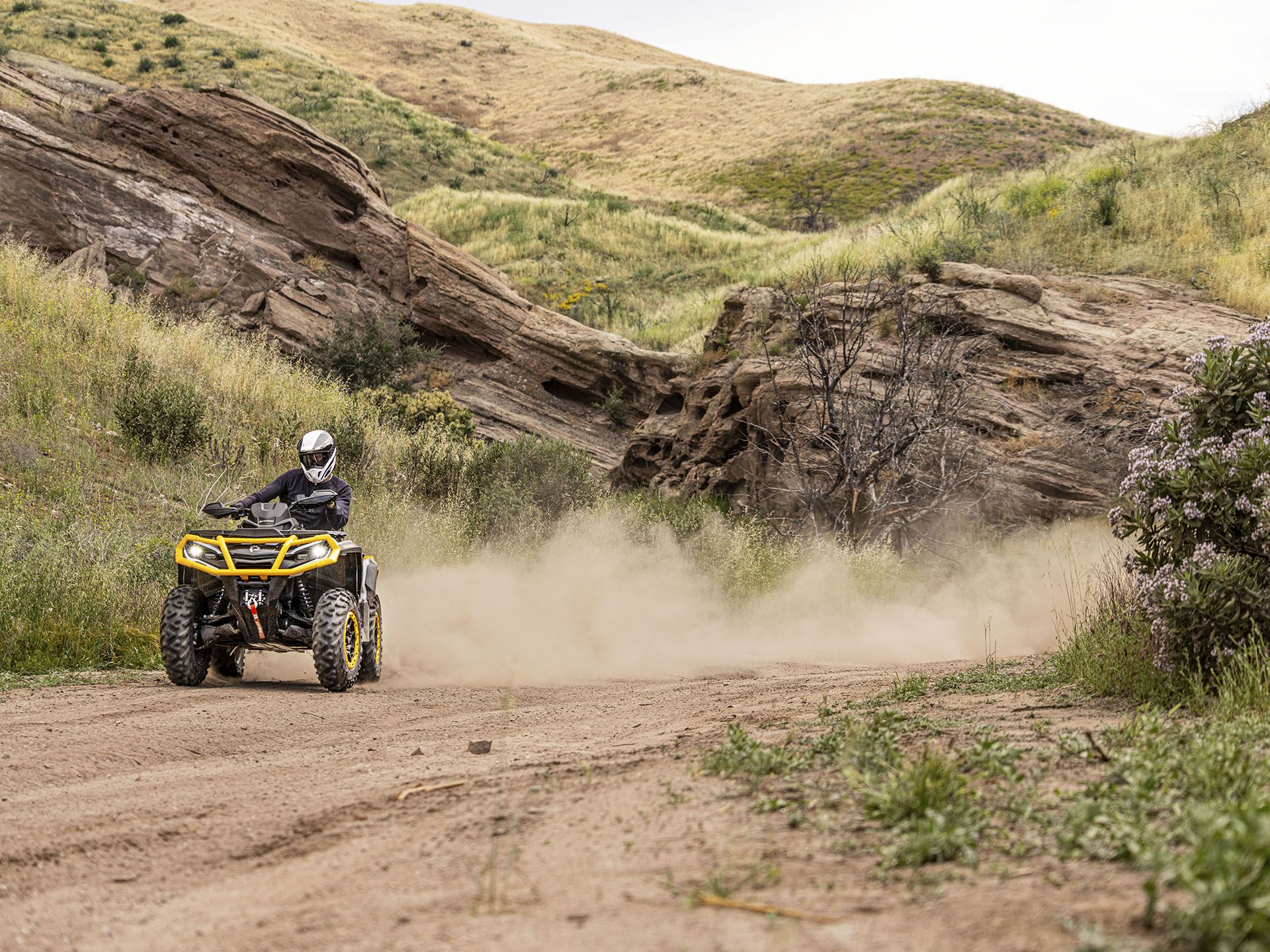 2024 Can-Am Outlander MAX XT-P 1000R in Topeka, Kansas - Photo 10