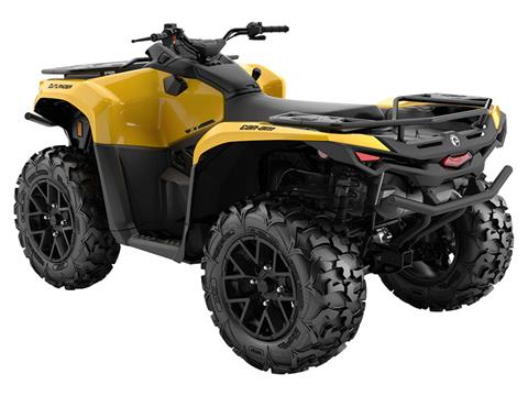 2024 Can-Am Outlander XT 700 in Topeka, Kansas - Photo 2