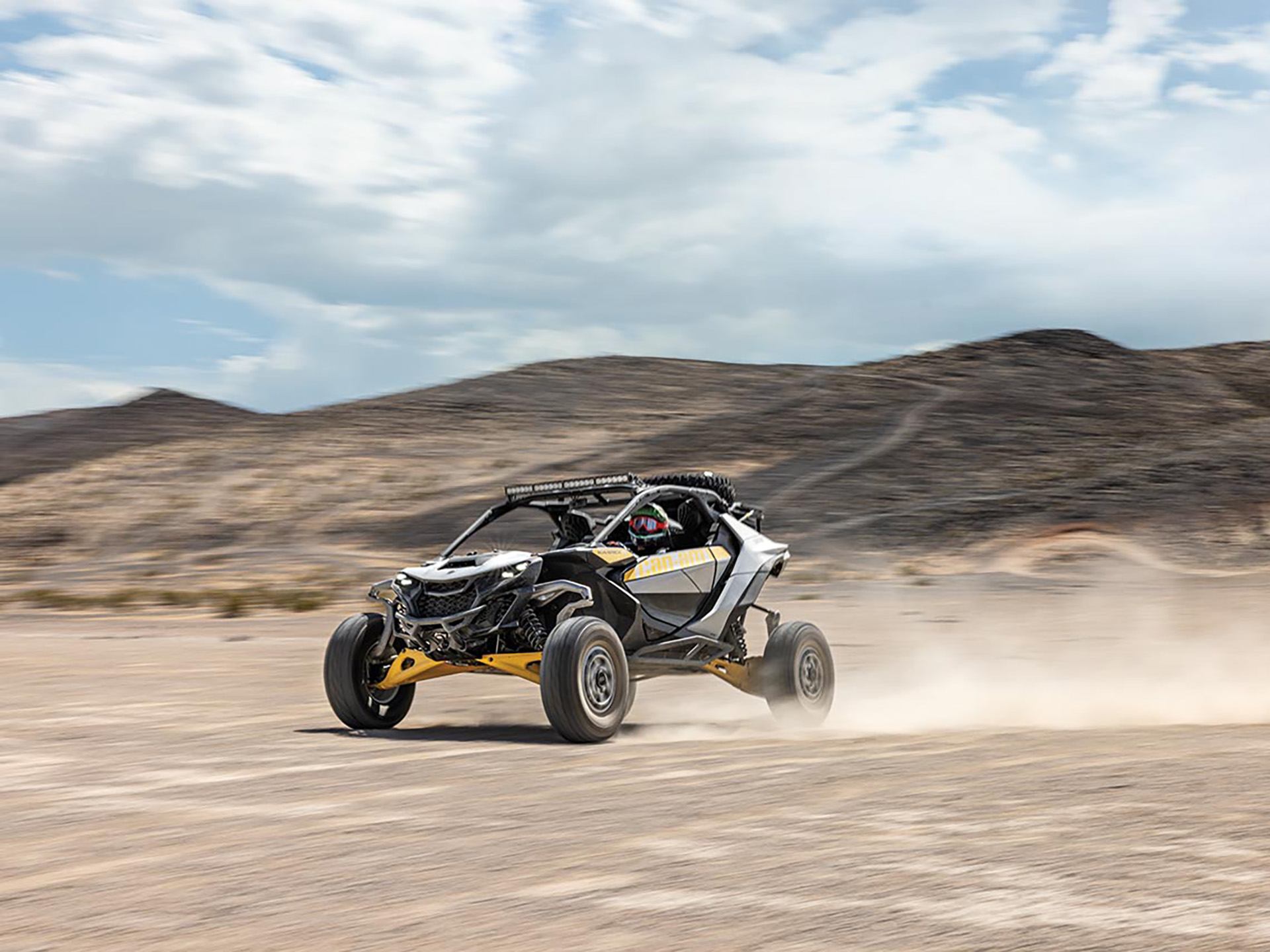 2024 Can-Am Maverick R in Topeka, Kansas - Photo 10