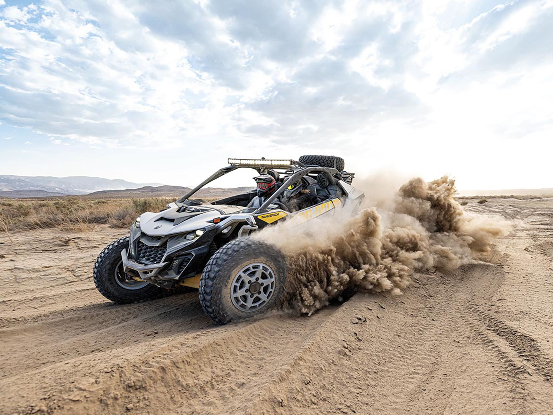 2024 Can-Am Maverick R in Topeka, Kansas - Photo 13
