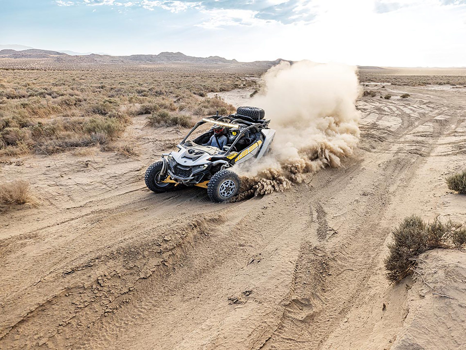 2024 Can-Am Maverick R in Topeka, Kansas - Photo 14