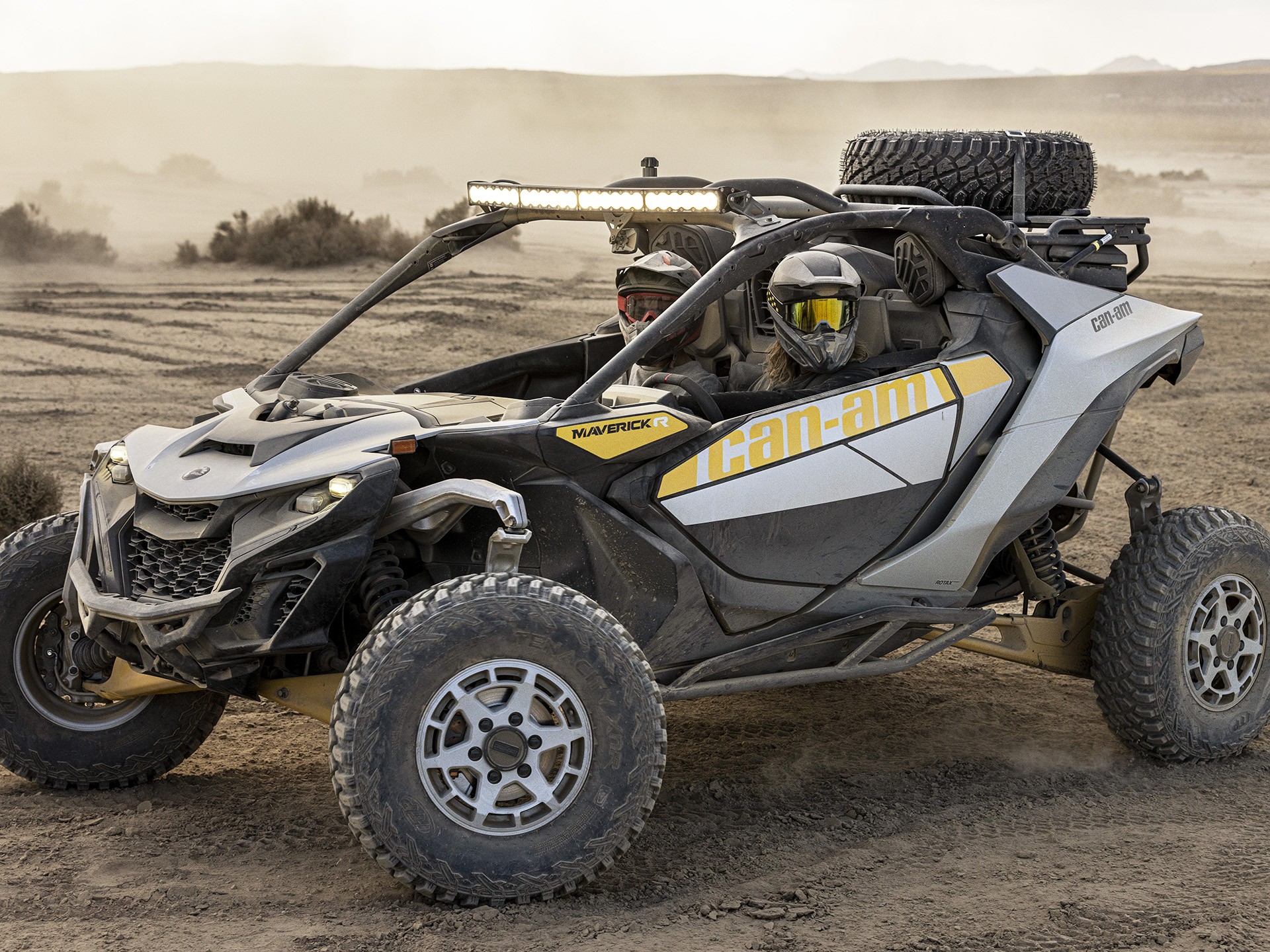 2024 Can-Am Maverick R in Topeka, Kansas - Photo 16