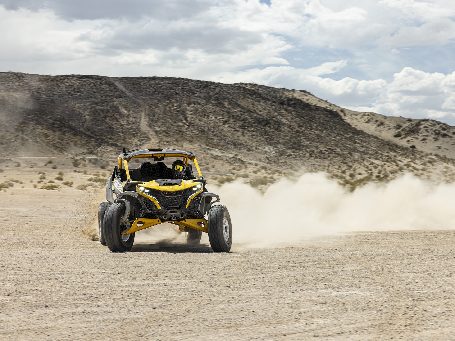 2024 Can-Am Maverick R X RS with Smart-Shox in Topeka, Kansas - Photo 15
