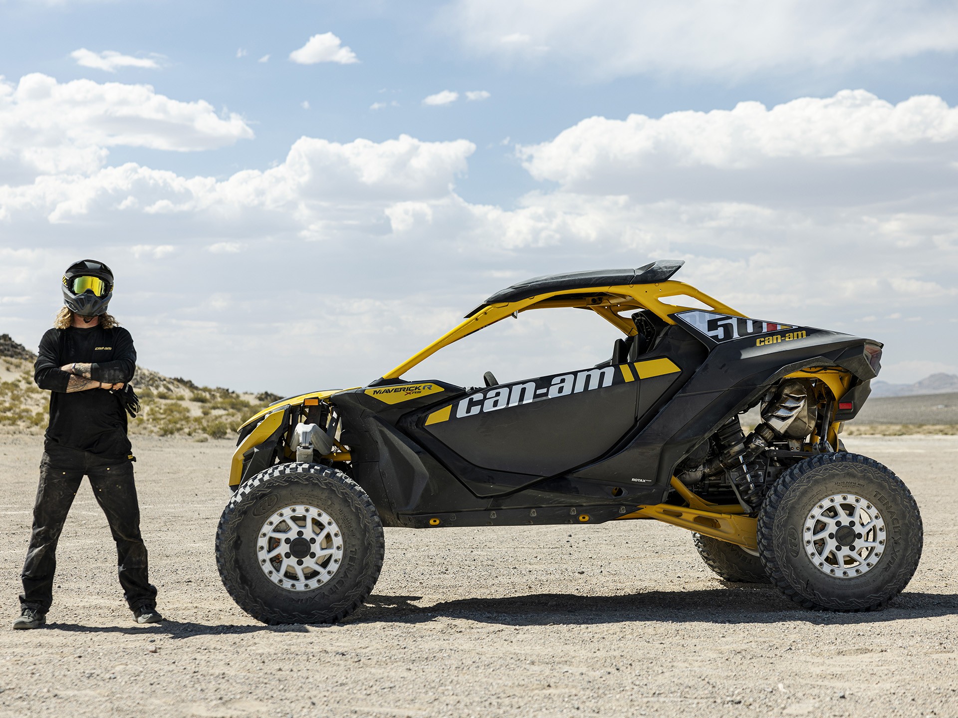2024 Can-Am Maverick R X RS with Smart-Shox in Topeka, Kansas - Photo 20