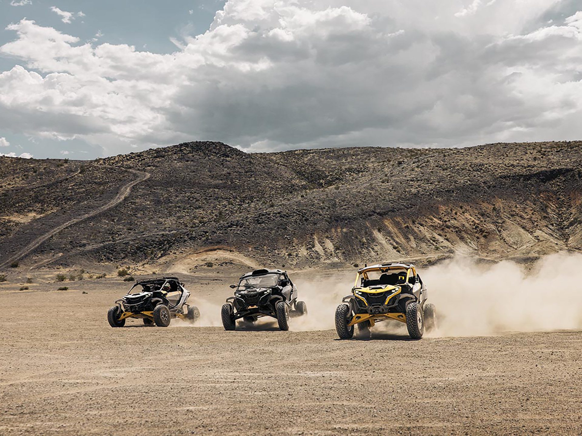 2024 Can-Am Maverick R X RS with Smart-Shox in Topeka, Kansas - Photo 8
