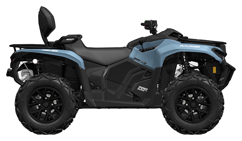 2025 Can-Am Outlander MAX XT 700 in Santa Maria, California - Photo 2