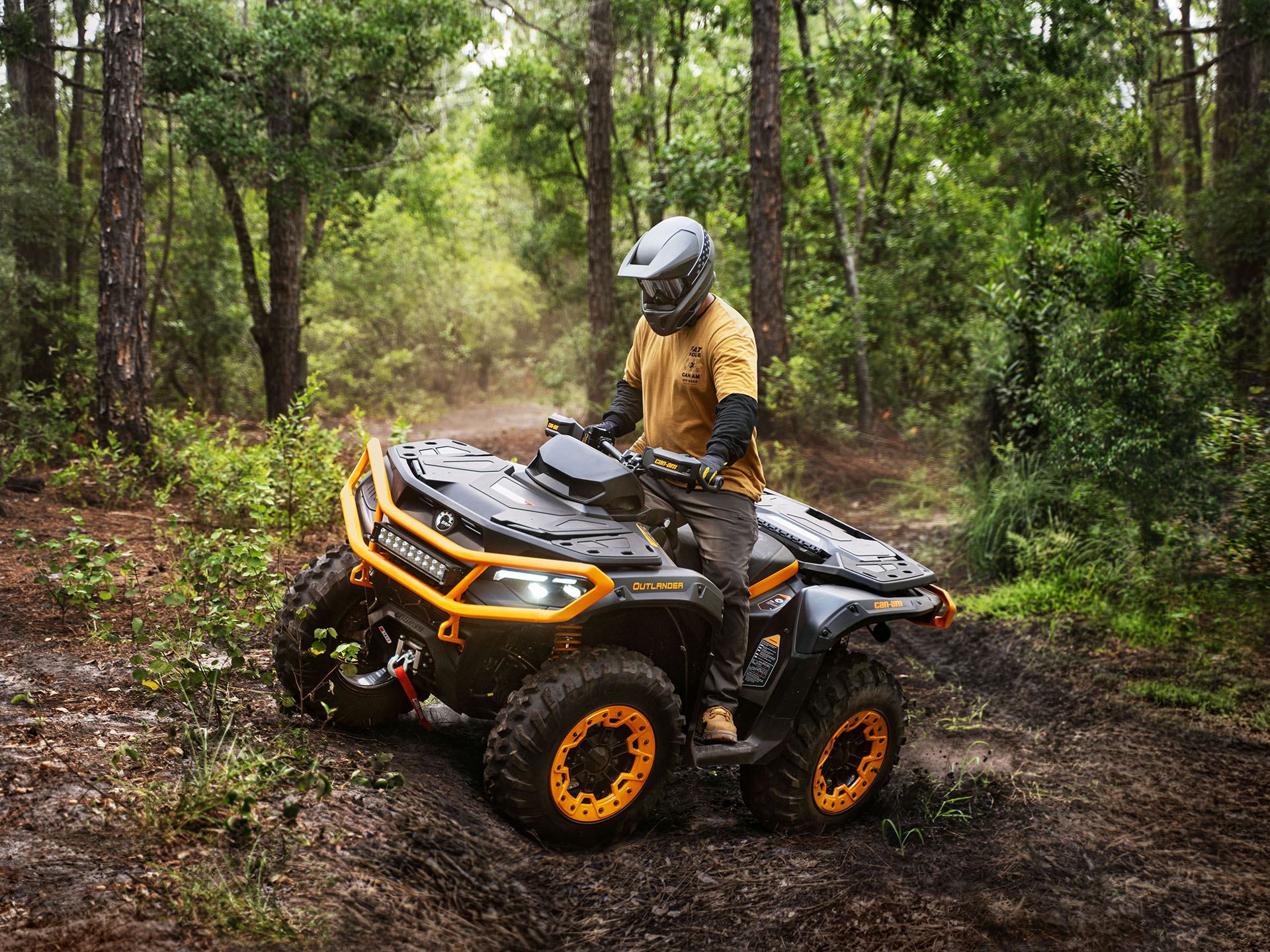 2025 Can-Am Outlander XT-P 1000R in Santa Maria, California - Photo 14