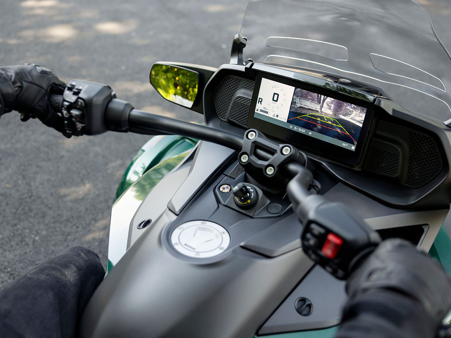 2025 Can-Am Spyder F3 Limited Special Series in Santa Maria, California - Photo 2