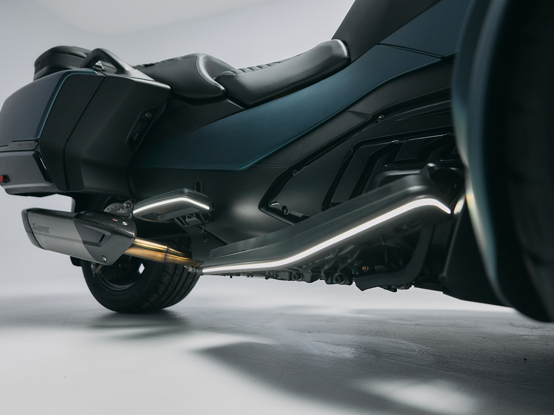 2025 Can-Am Spyder RT in Santa Maria, California - Photo 3