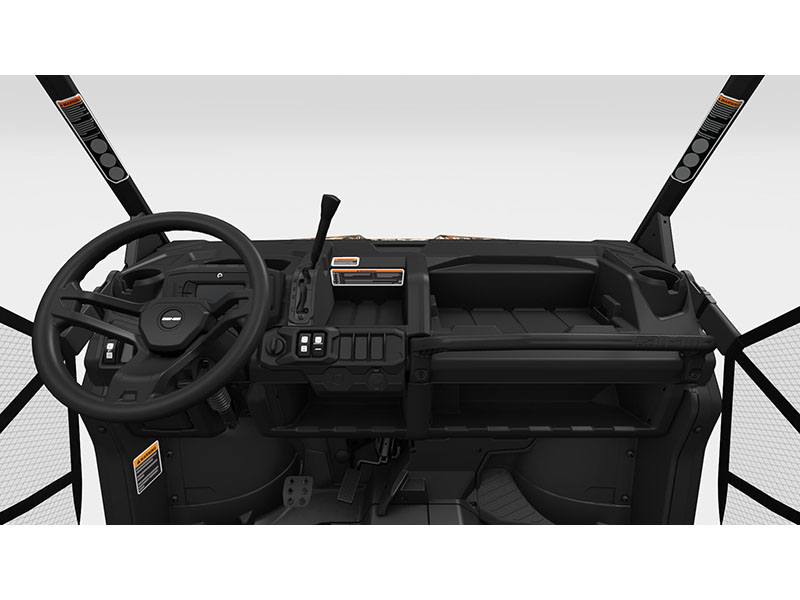 2025 Can-Am Defender MAX DPS HD7 in Santa Maria, California - Photo 6