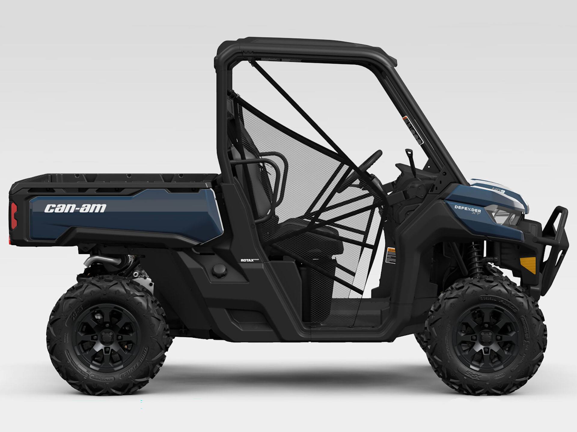 2025 Can-Am Defender XT HD9 in Santa Maria, California - Photo 2