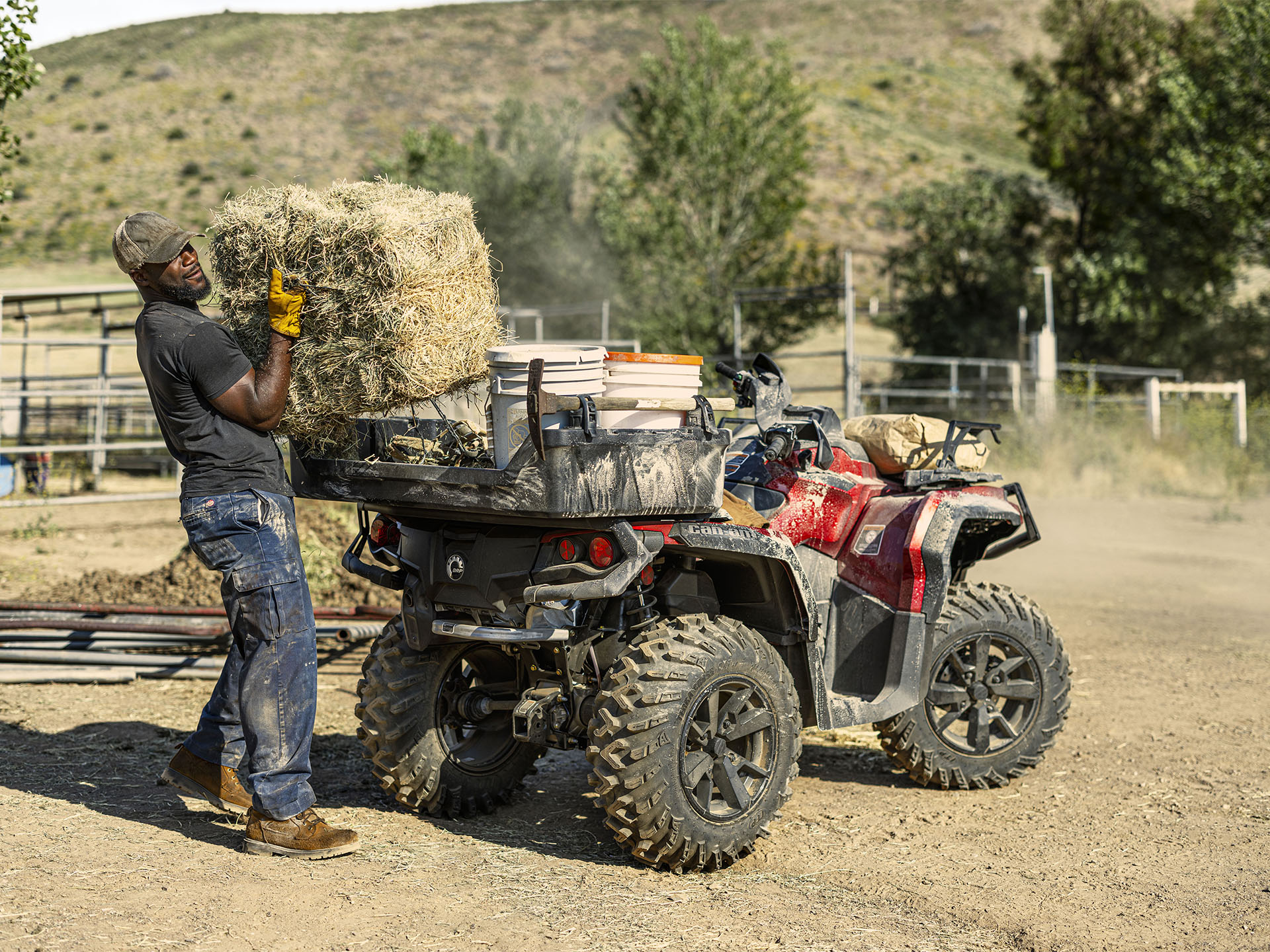 2026 Can-Am Outlander MAX XT 850 in Tyngsboro, Massachusetts - Photo 3