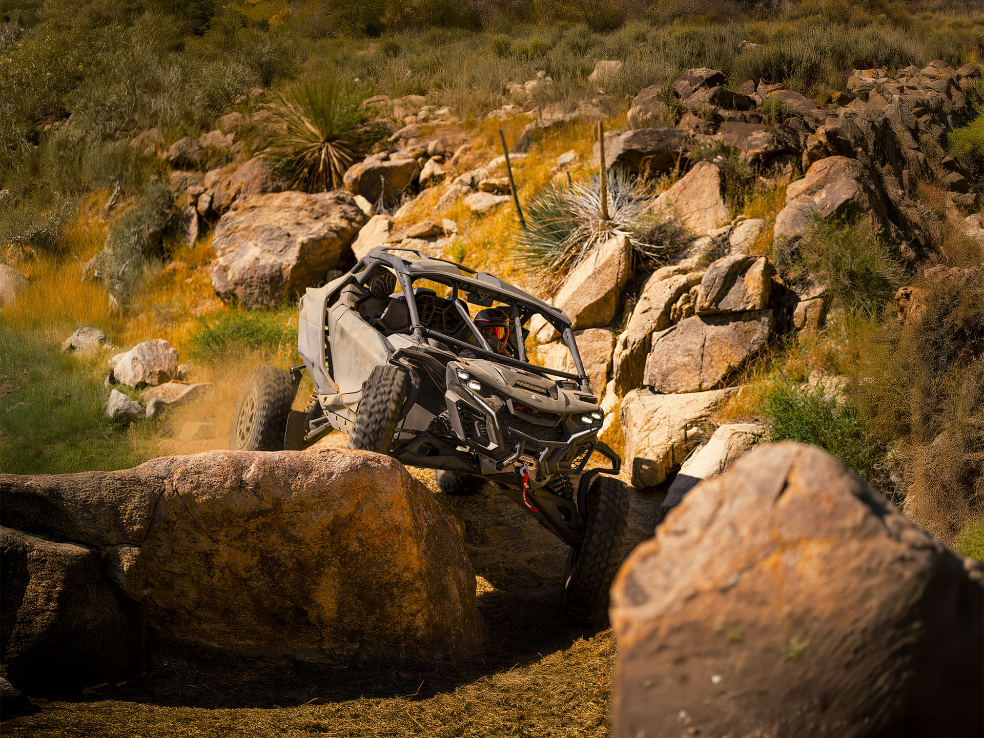 2026 Can-Am Maverick R X RC in Tyngsboro, Massachusetts - Photo 2