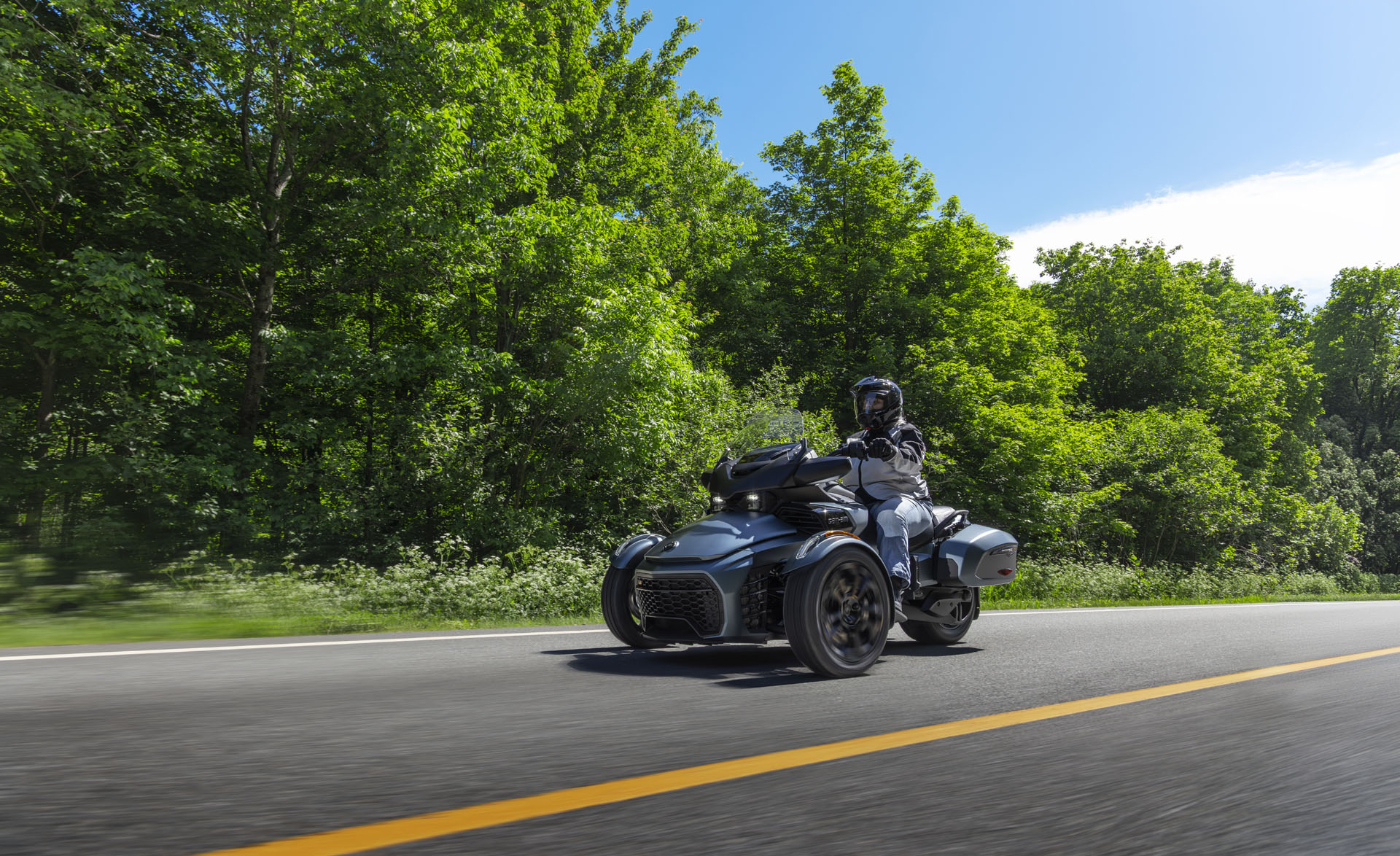 2027 Can-Am™ Spyder F3-T 3
