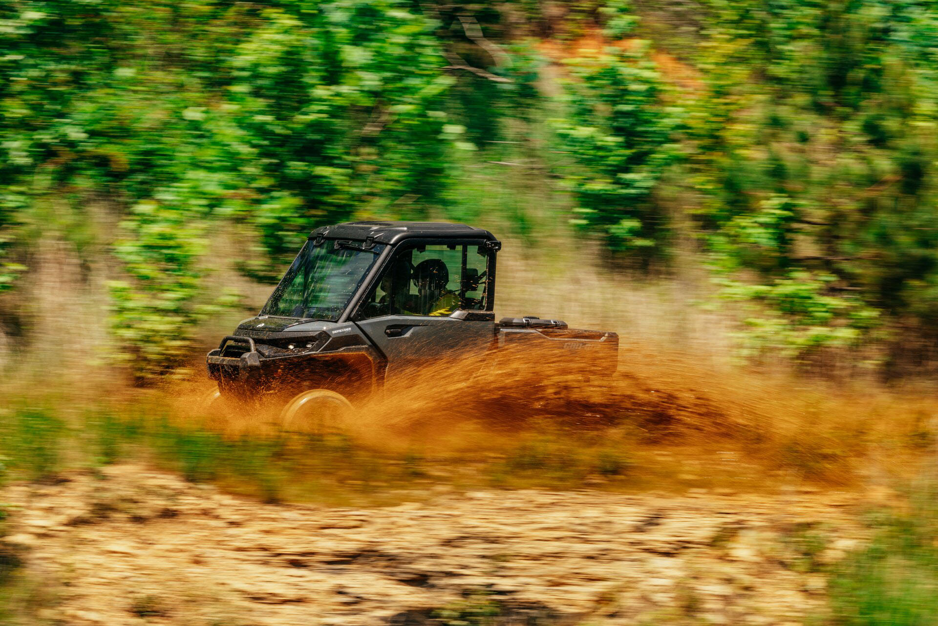 2027 Can-Am Defender XT CAB in Sunman, Indiana - Photo 8