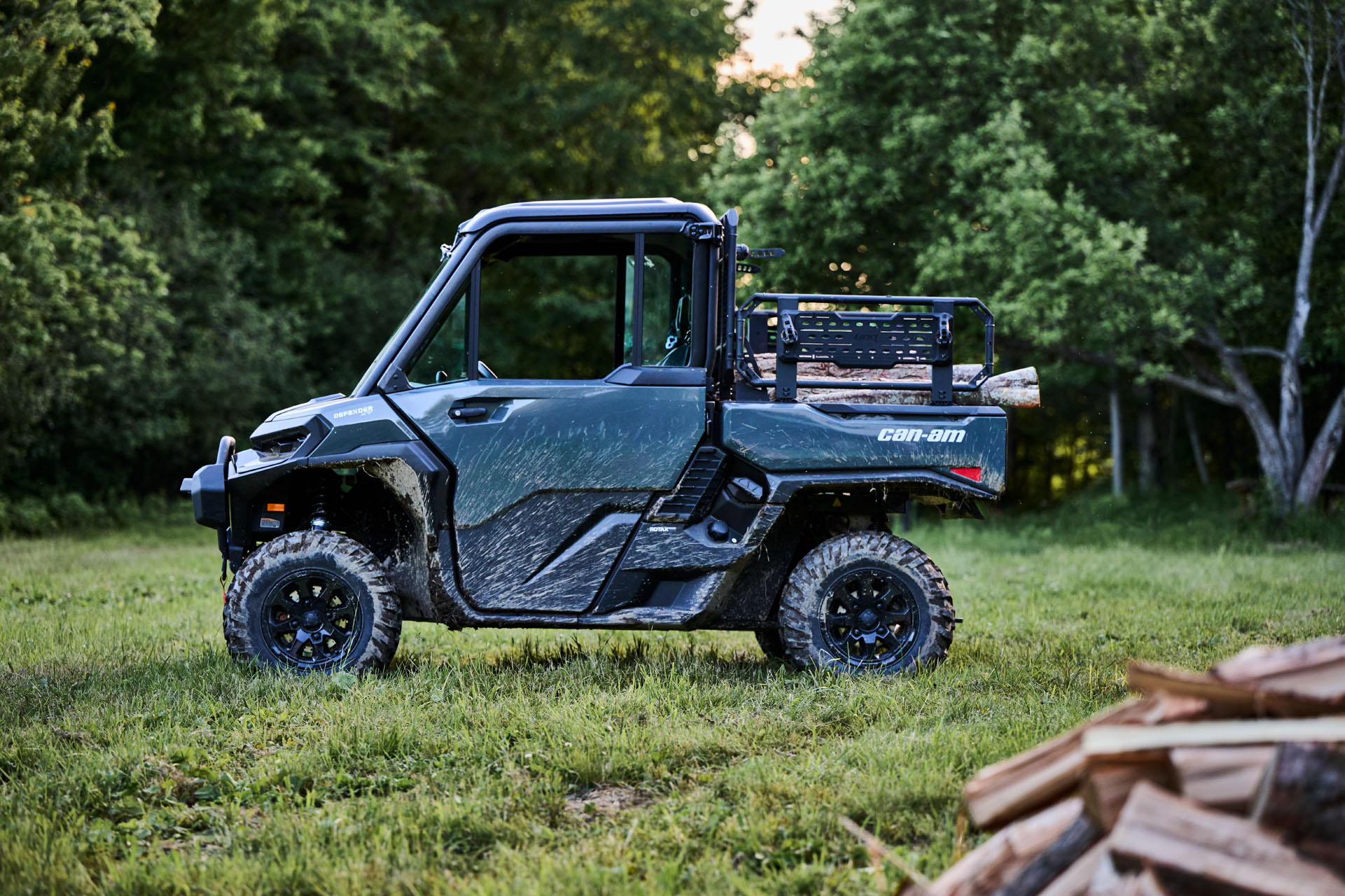2027 Can-Am™ Defender XU XT CAB HD10 11