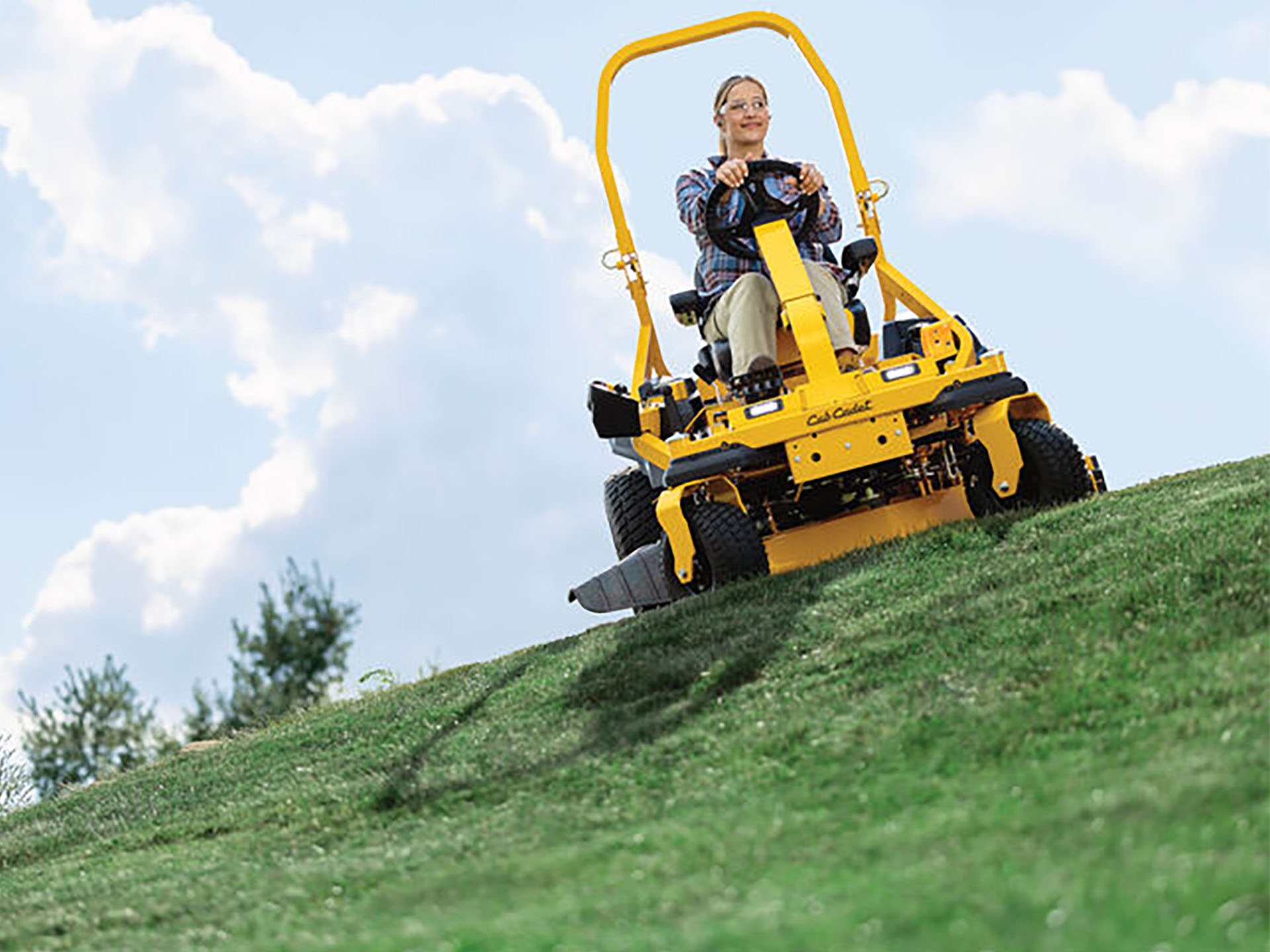 New 2025 Cub Cadet ZTXS4 48 in. Kohler Pro 7000 24 hp