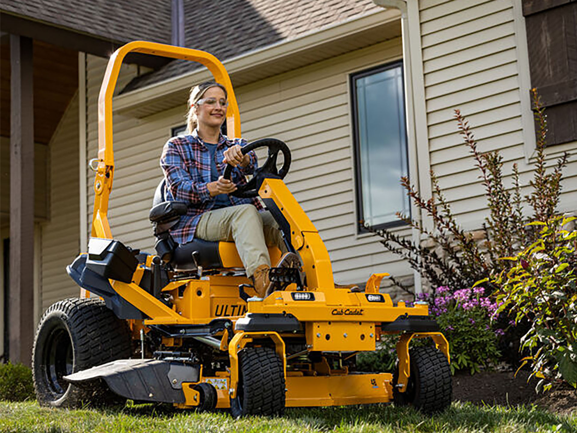 24　2025-F02　N-SUN4.0 New 2025 Cub Cadet ZTXS4 48 in. Kohler Pro 7000 24 hp