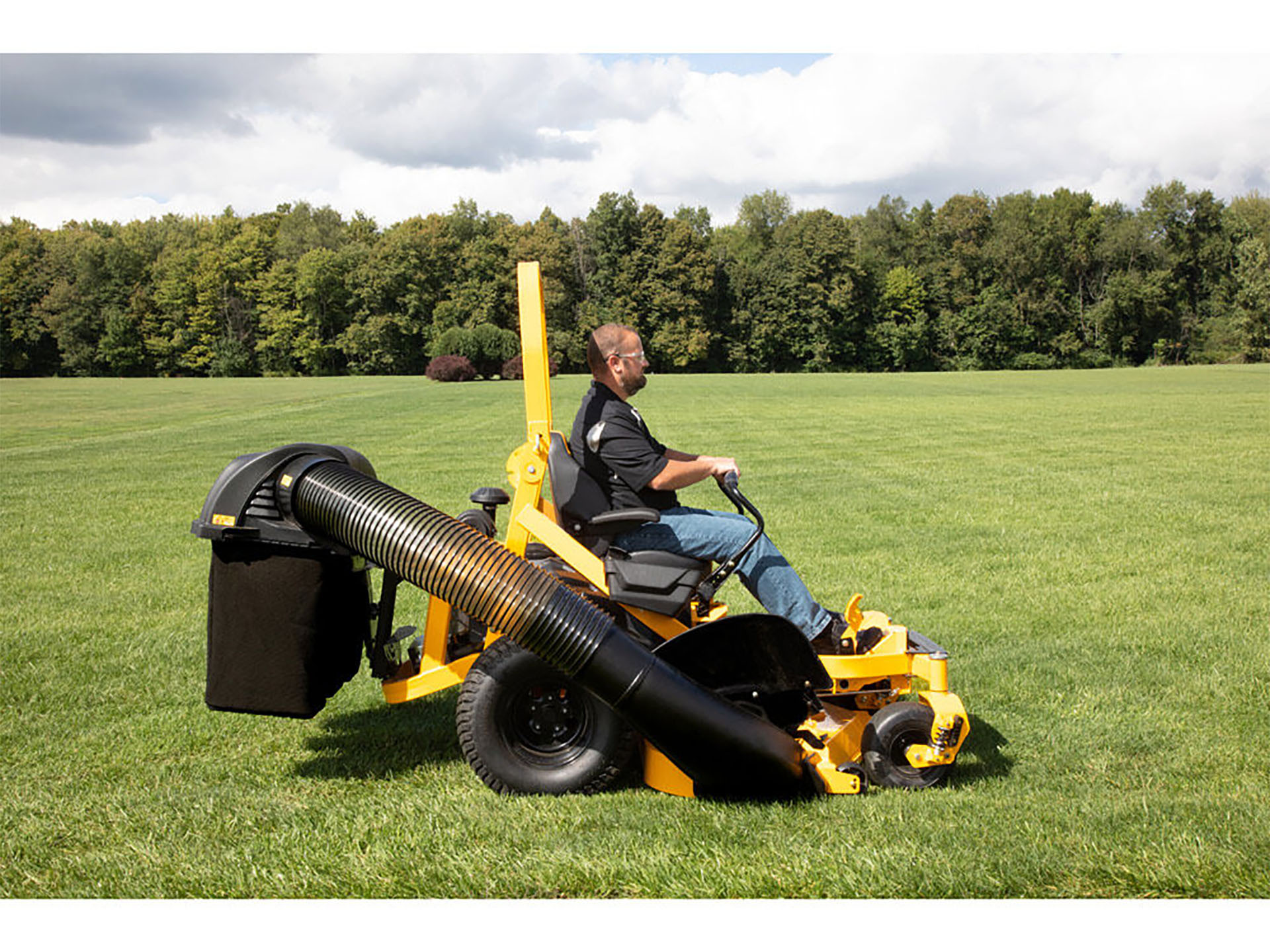 New Cub Cadet Triple Bagger for 54 and 60 in. Decks, Saint