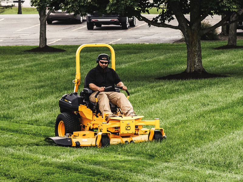 New Cub Cadet PRO Z 972L EFI 72 in. Kawasaki FX1000V 38.5 hp Lawn