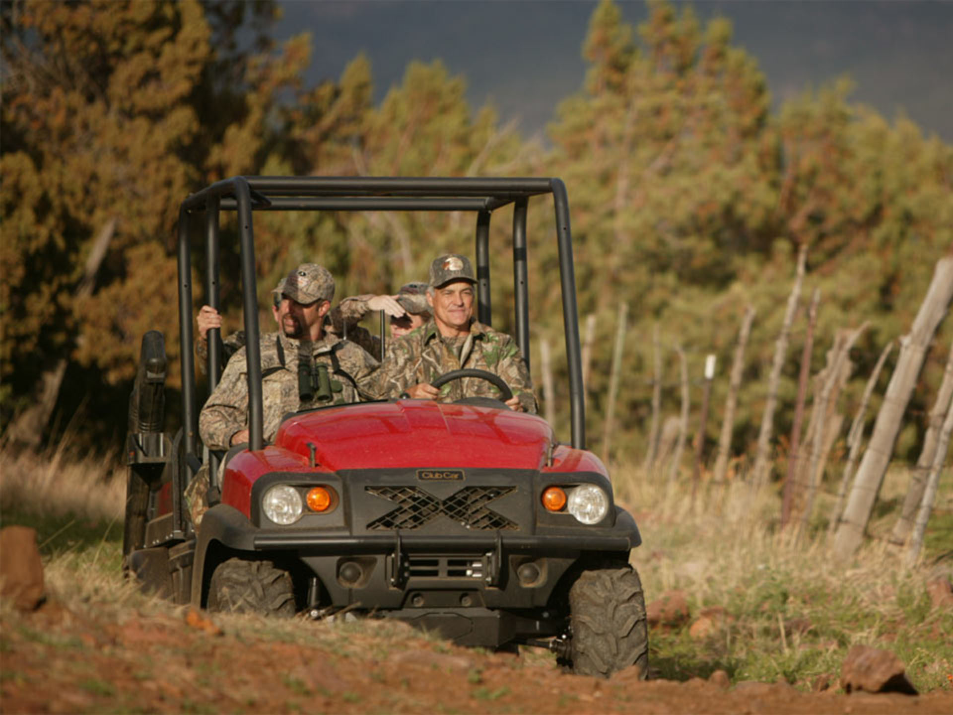2025 Club Car XRT 1550 SE Gasoline in Howell, Michigan - Photo 6