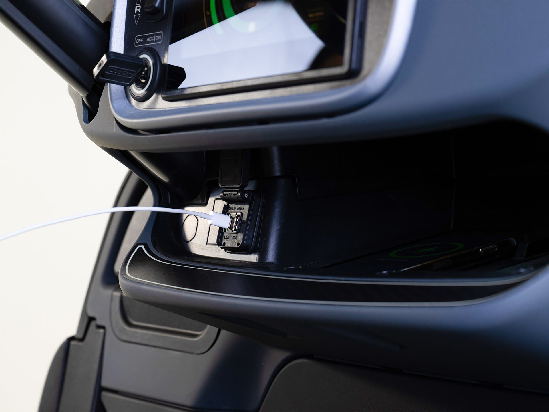 2026 Club Car Onward 4 Passenger Lifted LSV HP Lithium in Howell, Michigan - Photo 15