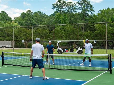 2025 Club Car CRU 8kW Lithium in Howell, Michigan - Photo 15