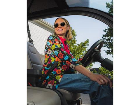 2025 Club Car CRU 16kW XR Lithium in Howell, Michigan - Photo 10