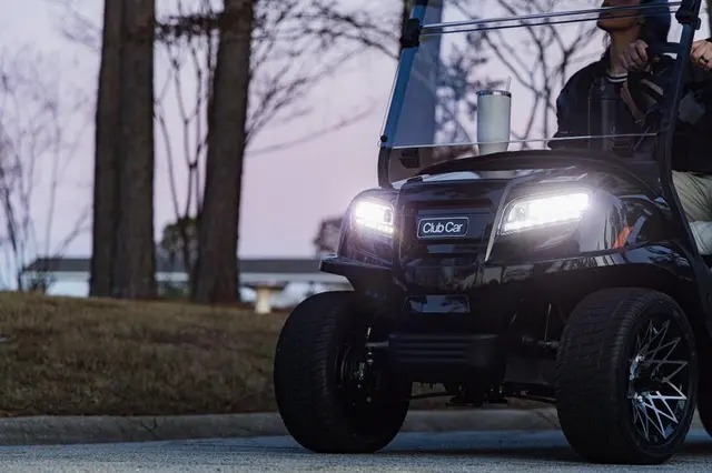2027  Onward 4 Passenger Standard HP Lithium 10