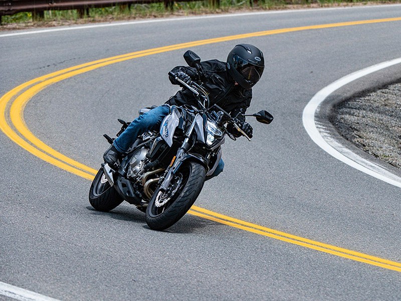 2022 CFMOTO 650NK in Manchester, New Hampshire - Photo 15