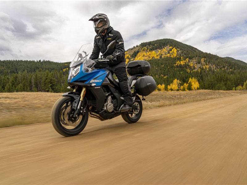 2023 CFMOTO 650 Adventura in Fairview, Utah - Photo 20