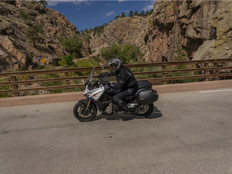 2023 CFMOTO 650 Adventura in Lacey, Washington - Photo 7