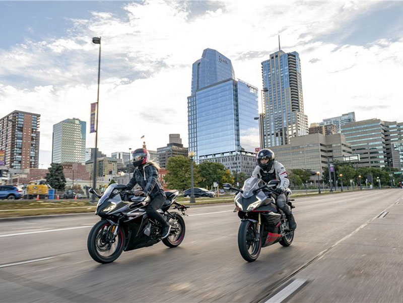 2023 CFMOTO 300SS in San Antonio, Texas - Photo 20